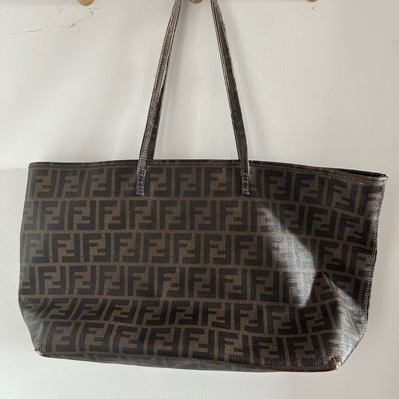 FENDI ZUCCA PRINT TOTE BAG - Picture 2 of 16